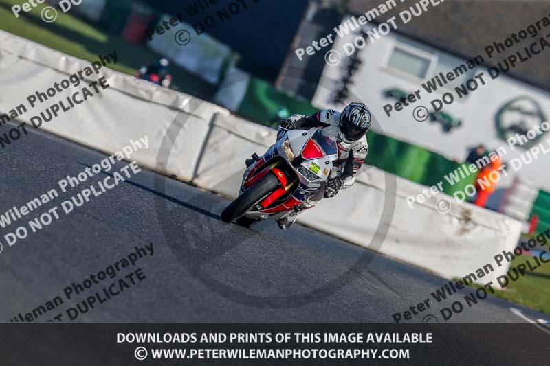 PJM Wedding Photography;enduro digital images;event digital images;eventdigitalimages;mallory park;mallory park photographs;mallory park trackday;mallory park trackday photographs;no limits trackdays;peter wileman photography;racing digital images;trackday digital images;trackday photos